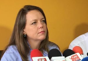 Ena von Baer confirma que va a la reelección por Los Ríos y transparenta su apoyo a Gatica