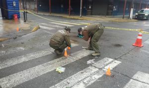 Tres heridos dejó riña tras una discusión iniciada en una fonda de Paillaco: Un apuñalado está grave