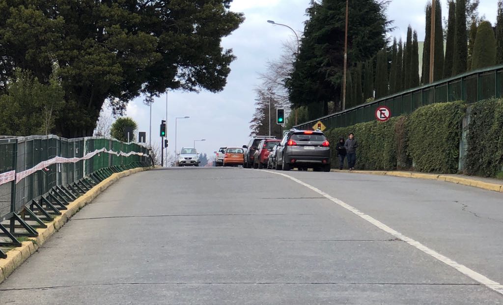 Municipalidad de Valdivia prepara estudio para repavimentación completa de la Costanera Arturo Prat