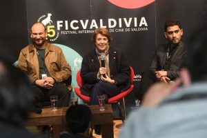 Ministra de Las Culturas coincidió en la necesidad de un aporte permanente para el FICValdivia