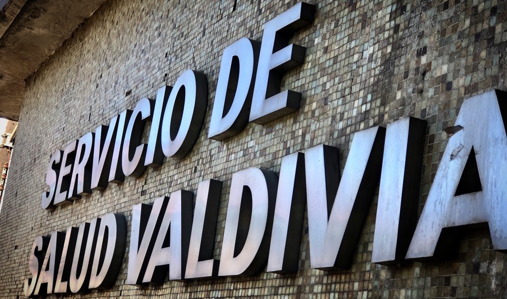 Servicio de Salud Valdivia se querelló contra funcionario acusado de millonario fraude en Hospital de Los Lagos