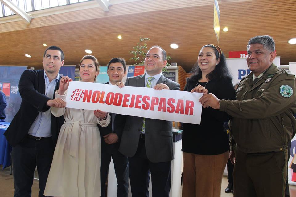 En Valdivia autoridades lanzaron la campaña #NoLoDejesPasar contra la violencia hacia las mujeres