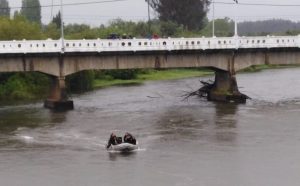 Buscan a hombre extraviado desde el lunes en Mariquina: GOPE centra la búsqueda en el río Cruces