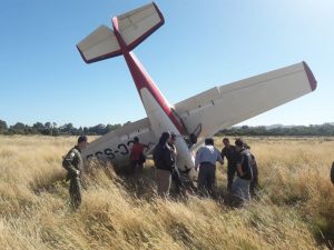 Avioneta sufrió accidente tras realizar maniobras de despegue en Aeródromo Las Marías