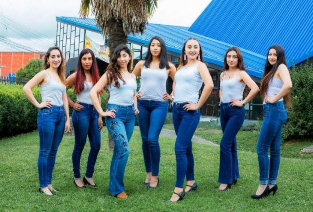 Municipalidad de Río Bueno presentó a sus siete candidatas a reina 2019