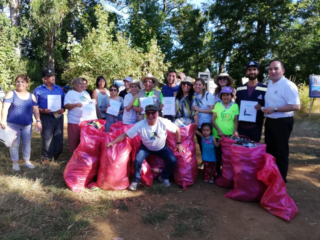 Los Ríos celebró el día de los humedales con limpieza en el Angachilla