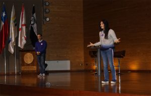 Fundación “Katy Summer” dialogó con alumnos de Valdivia en torno al cyberbullying