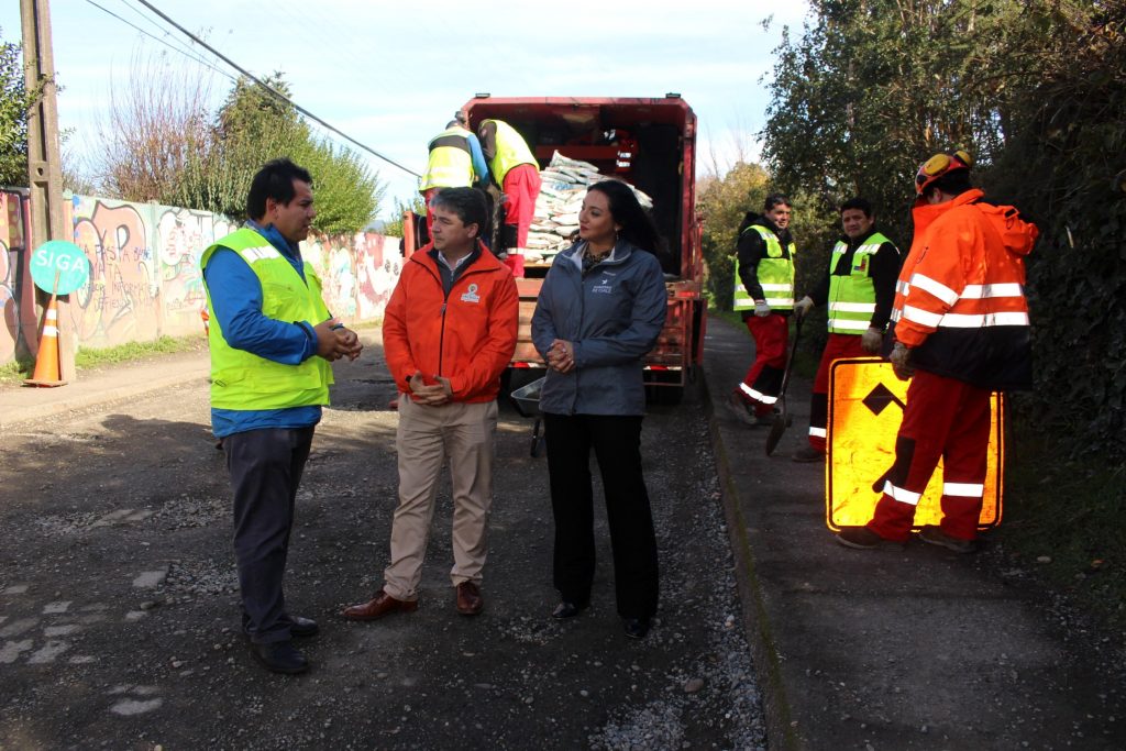 Con obras de bacheo será mejorado el estado de la calle El Castillo en Niebla