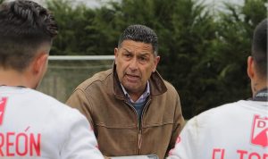 No va más: "El mortero" Aravena deja la banca de Deportes Valdivia tras malos resultados