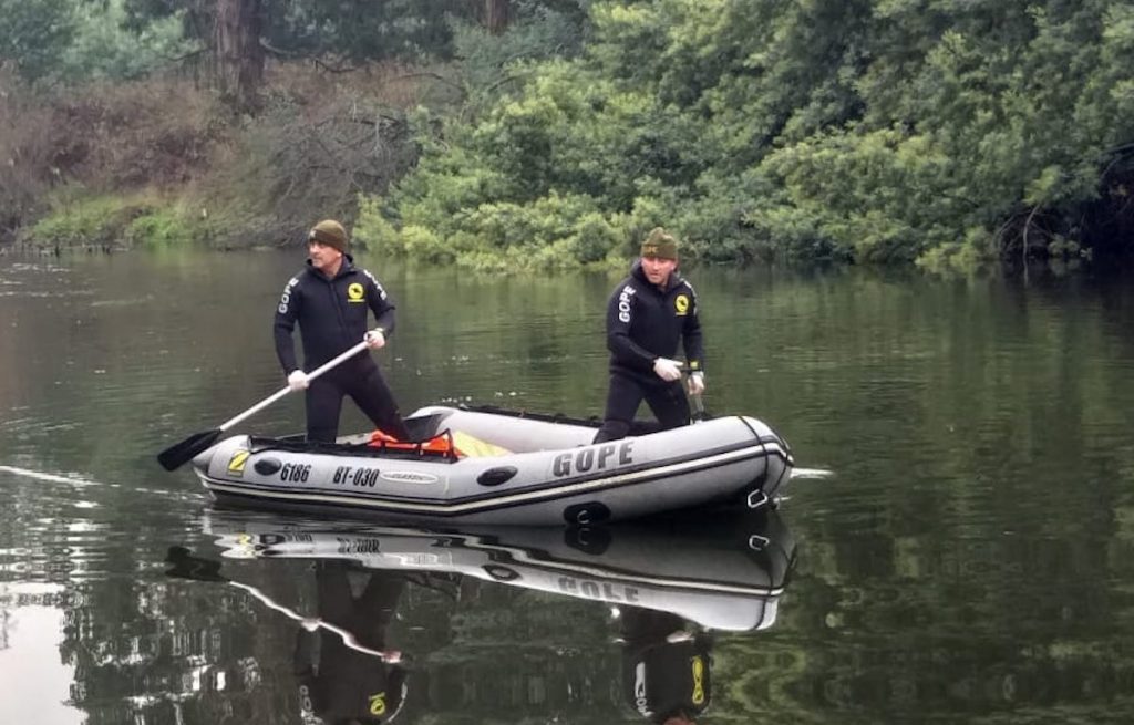 Hallan muerto en un río a adulto mayor que escapó cuando estaba internado en el Hospital de La Unión