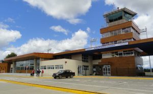 Molestia en unos 80 pasajeros por vuelo suspendido en Aeródromo Pichoy