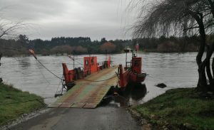 Revierten suspensión de Balsa San Pedro y adelantan construcción de puente Los Ciruelos en Los Lagos