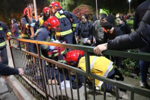 Vehículo atropelló a manifestantes en el Puente Pedro de Valdivia