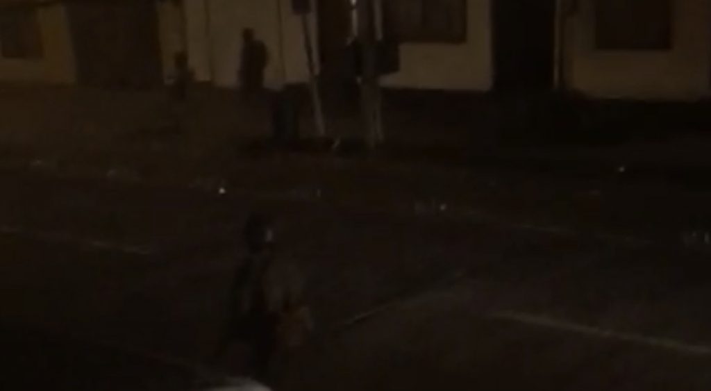 Valdivia: Videos captan a militares disparando en Barrios Bajos