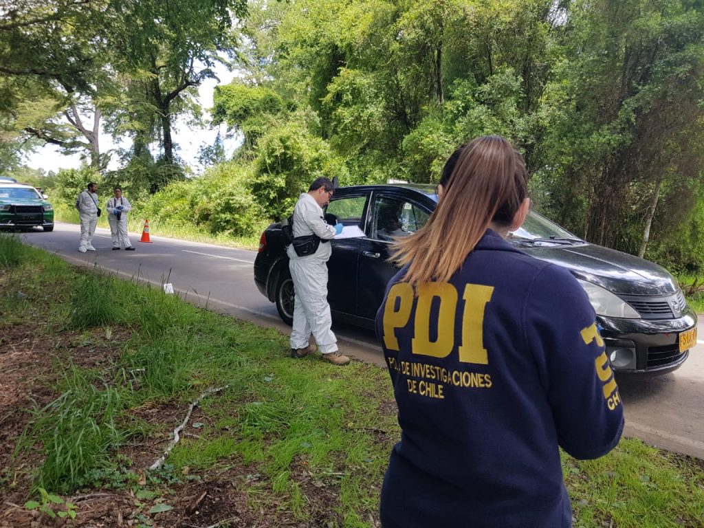 Mariquina: Investigan muerte de hombre hallado con un impacto de bala en un vehículo