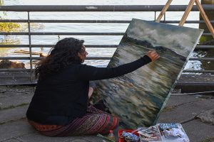 Concurso de pintura “Valdivia y su Río” afina detalles con variados premios