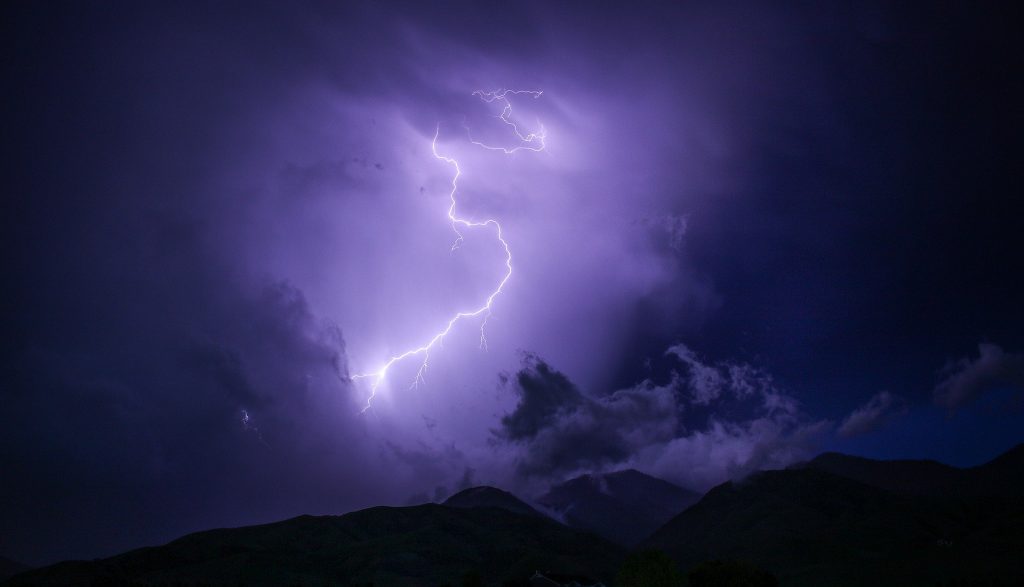 Pronostican tormentas eléctricas en Los Ríos y declaran Alerta Temprana Preventiva