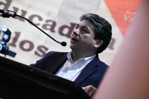 Alcalde Sabat por retroceso a Transición en Valdivia: "La medida de desconfinamiento fue apresurada"