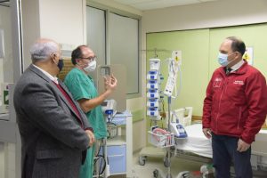 Hospital Base Valdivia recibió tres ventiladores y equipo para aumentar toma de muestra de COVID-19