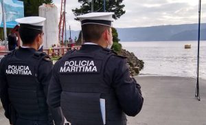 Dos funcionarios de la Armada dieron positivo a COVID-19 en Valdivia: Gobernador Marítimo está en cuarentena