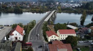 Nuevo retraso del puente Cochrane dejaría el traslado de casona Lopetegui para fin de año