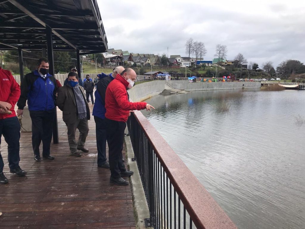 Paseo peatonal, juegos y áreas verdes: Inauguran primer tramo de la Costanera de Panguipulli