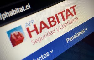 Corte de Valdivia ordena a AFP Habitat entregar fondos a cotizante que recibe pensión de la Armada