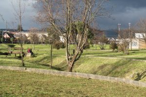 Vecinos del Parque Krahmer denuncian ante la SMA la instalación del Centro Recreativo del Adulto Mayor