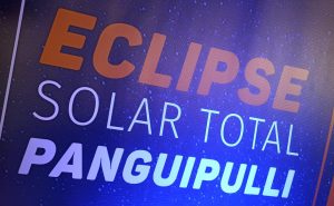 "Eclipse Solar Total": Lanzan evento astronómico que tendrá un 100% de visibilidad en Coñaripe