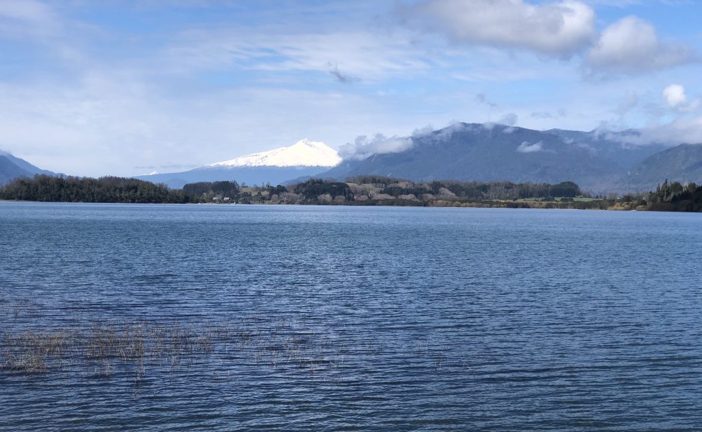 Alcalde de Panguipulli llama a la responsabilidad de bañistas que visiten la comuna