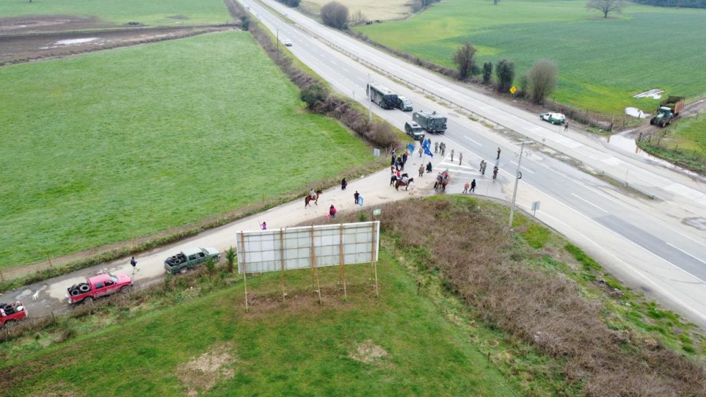 Dos personas fueron detenidas tras protesta de comuneros mapuche en Máfil