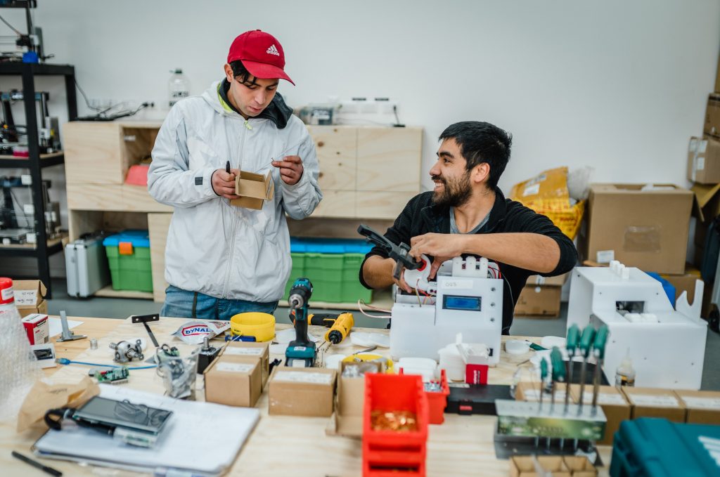 SAESA colabora con la Universidad Austral para fabricar prototipo de ventilador mecánico