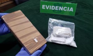 Incautan más de un kilo de cocaína desde un bus en control carretero en La Unión