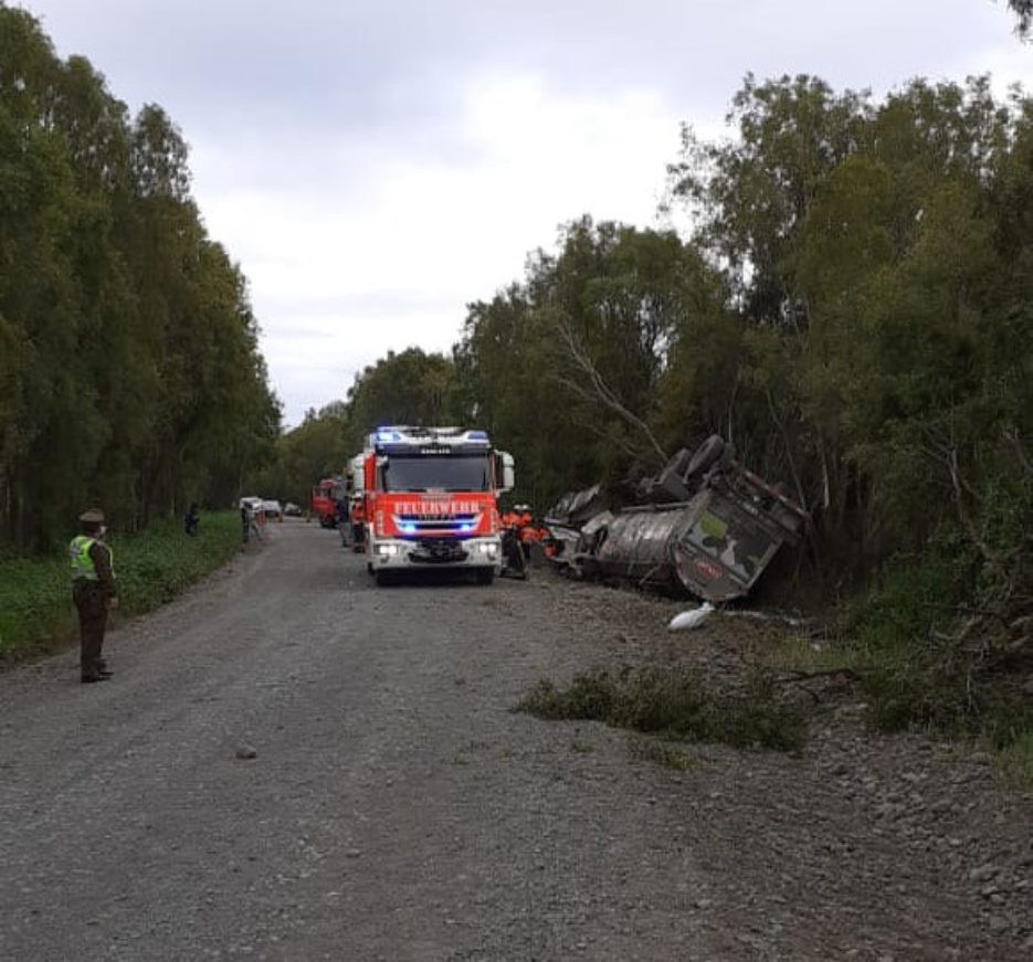 Investigan muerte de conductor en accidente de tránsito en Río Bueno