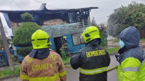 Hombre murió en medio del incendio de su casa en la comuna de Panguipulli