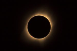 "Eclipse en la Umbra Total": Con cámaras e invitados será transmitido evento astronómico en Los Ríos