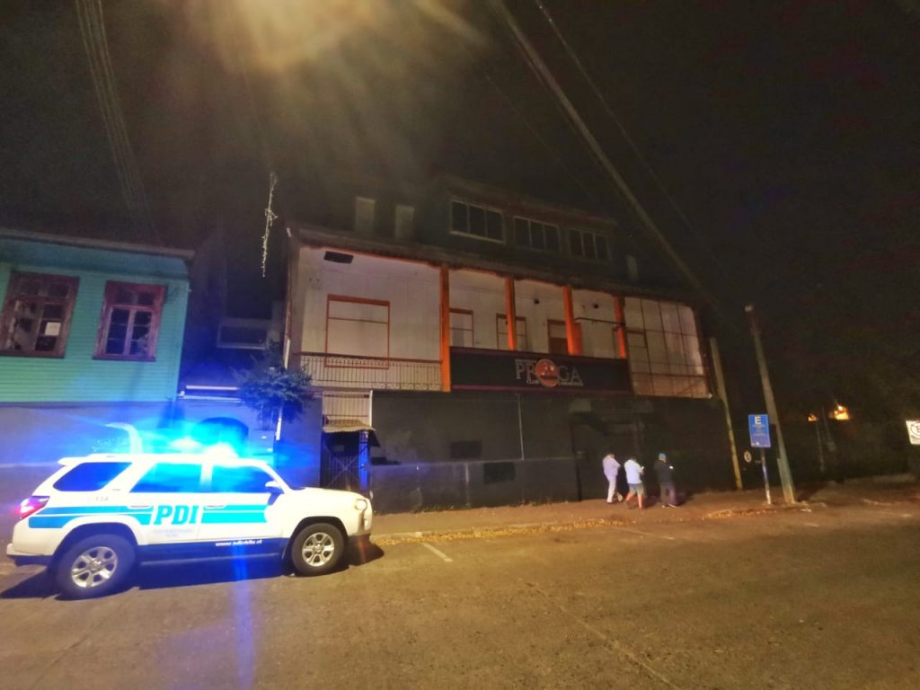 Cuerpo hallado en discoteque Praga de Valdivia no tendría lesiones atribuibles a terceras personas