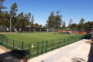 Inauguran nuevo Estadio de Niebla para equipos de fútbol del sector costero