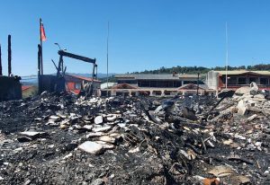 Hasta cuatro años podría tardar la reposición de edificios quemados en Panguipulli