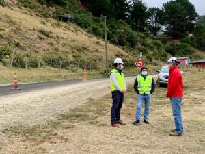 Valdivia: A mediados de marzo finalizarían obras de asfaltado del camino a Pilolcura