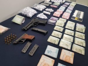 Presos quedaron siete sujetos a quienes se les incautó droga y armas en Valdivia