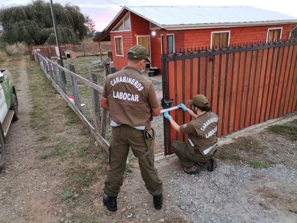 Presos quedaron dos hombres que huyeron de control disparando a carabineros en La Unión