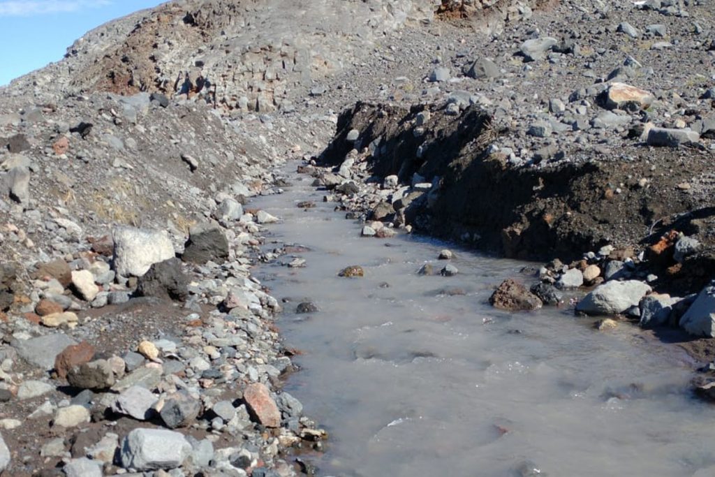 Piden la intervención del Consejo de Defensa del Estado por desvío de río en Mocho Choshuenco