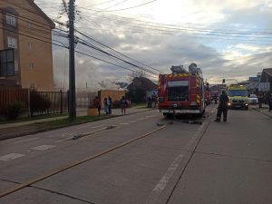 Una persona murió en incendio que afectó a vivienda en Valdivia