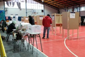 Mesas de votación fueron fusionadas para primarias del domingo: 383 estarán disponibles en Los Ríos