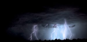 Prevén tormentas eléctricas en cuatro comunas de Los Ríos