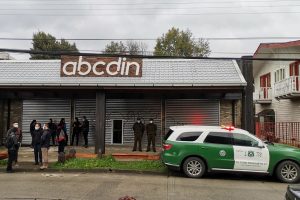 Indagan robo de $5 millones a multitienda ABC Din de Panguipulli