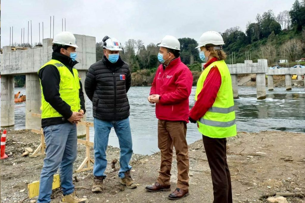 Puente Ciruelos de ruta Los Lagos - Panguipulli presenta un avance del 70%