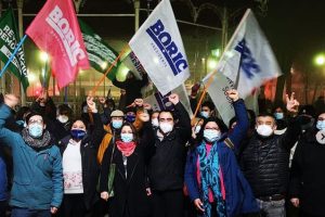 Comando de Boric en Los Ríos tras triunfo: “Desde las regiones se pueden hacer los cambios nacionales”