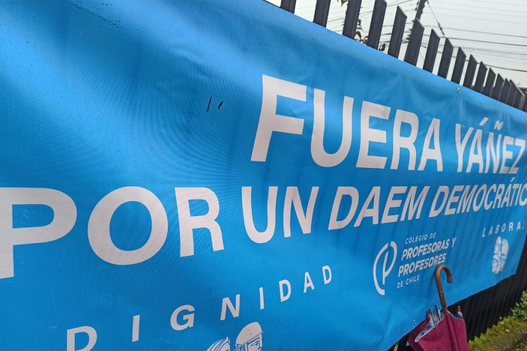 Educadores exigen la renuncia de la jefa DAEM de Valdivia: Acusan irregularidades y abandono de deberes